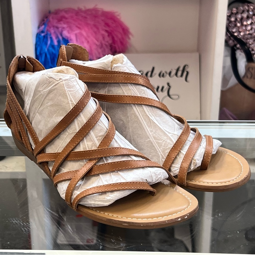Carlos Santana Brown Strappy Sandals